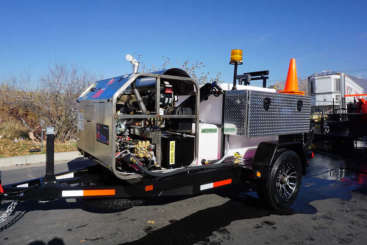 Trailer Mounted Hot Water Sewer & Drain Line Jetter - Black