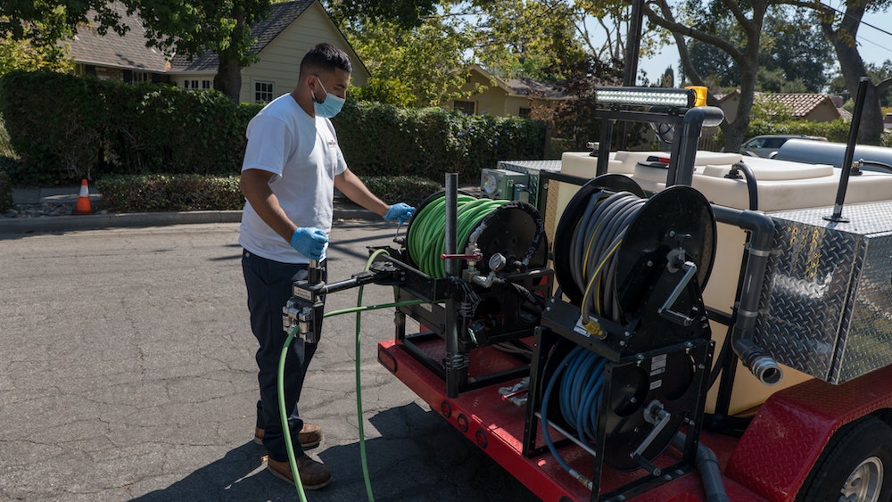 Hot-Water Trailer Jetter
